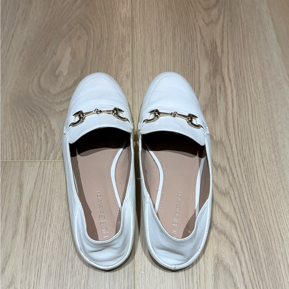 BCBG Women's Zeldi White Leather Fashion Loafers Size 8.5 - Picture 5 of 12